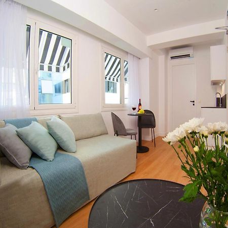 Phaedrus Living Executive Kriel Suites 101 Athens Luaran gambar