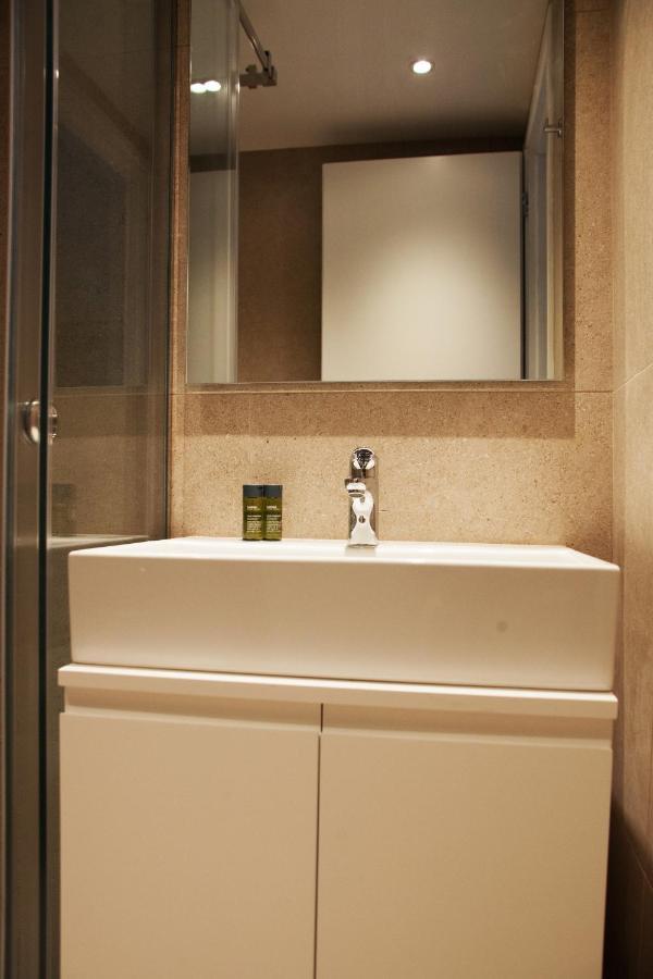 Phaedrus Living Executive Kriel Suites 101 Athens Luaran gambar
