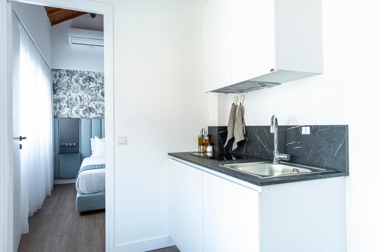 Phaedrus Living Executive Kriel Suites 101 Athens Luaran gambar